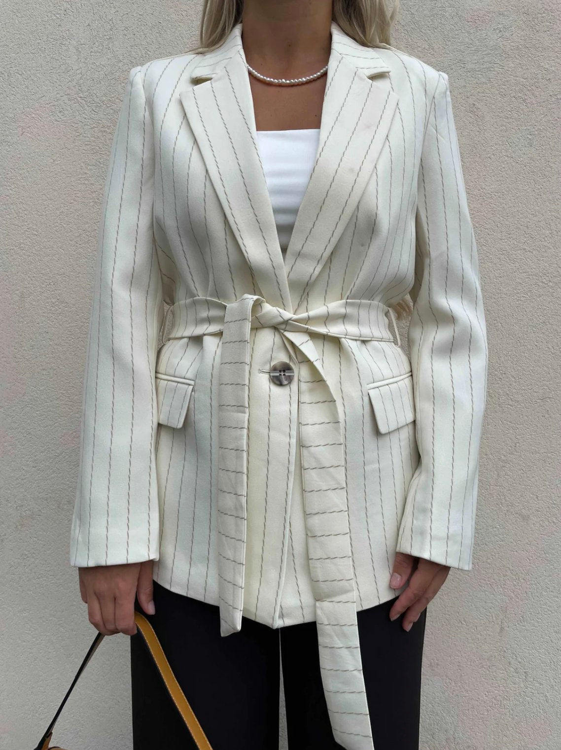 blazer med bindebånd