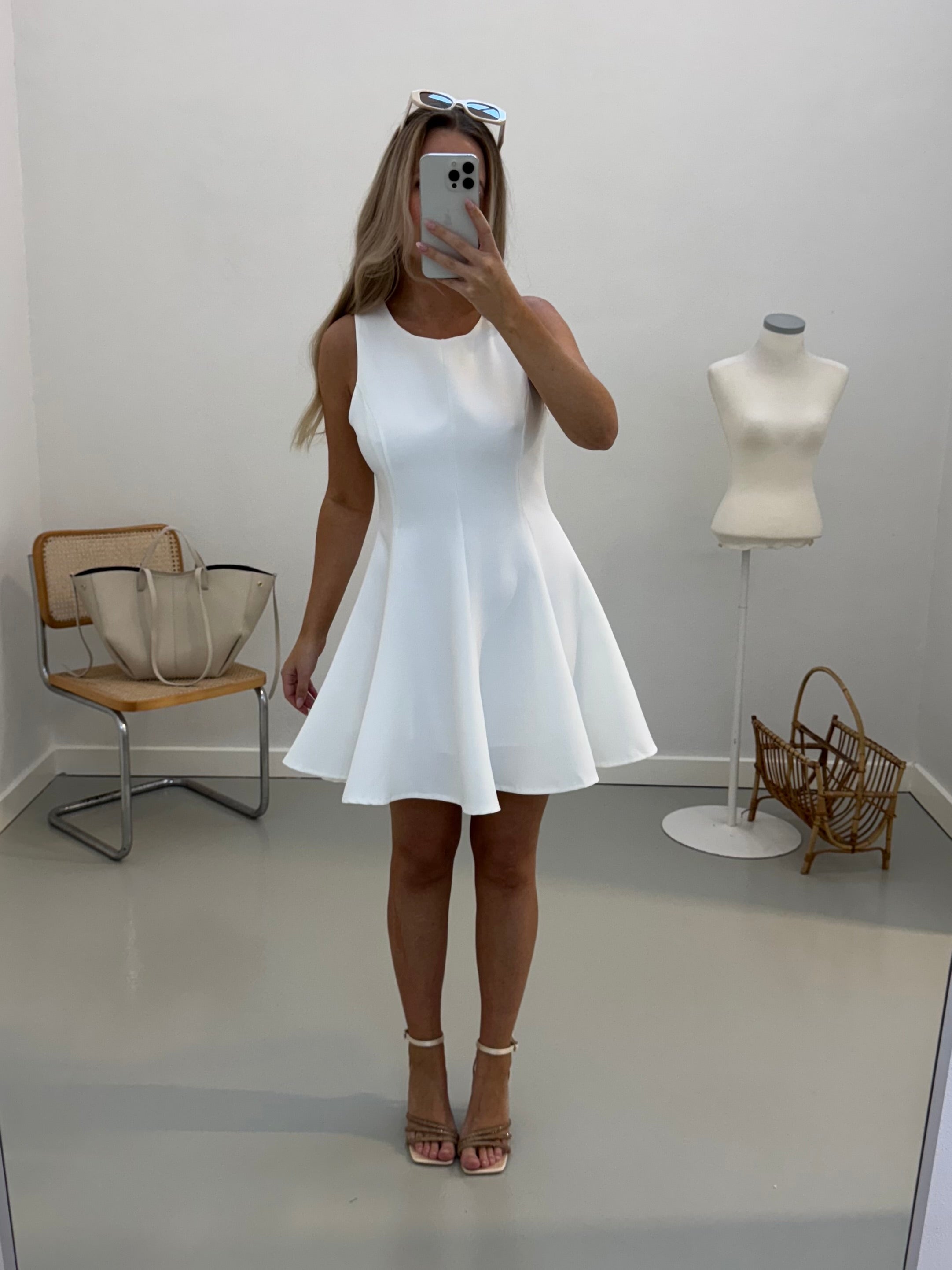 Hvid kjole