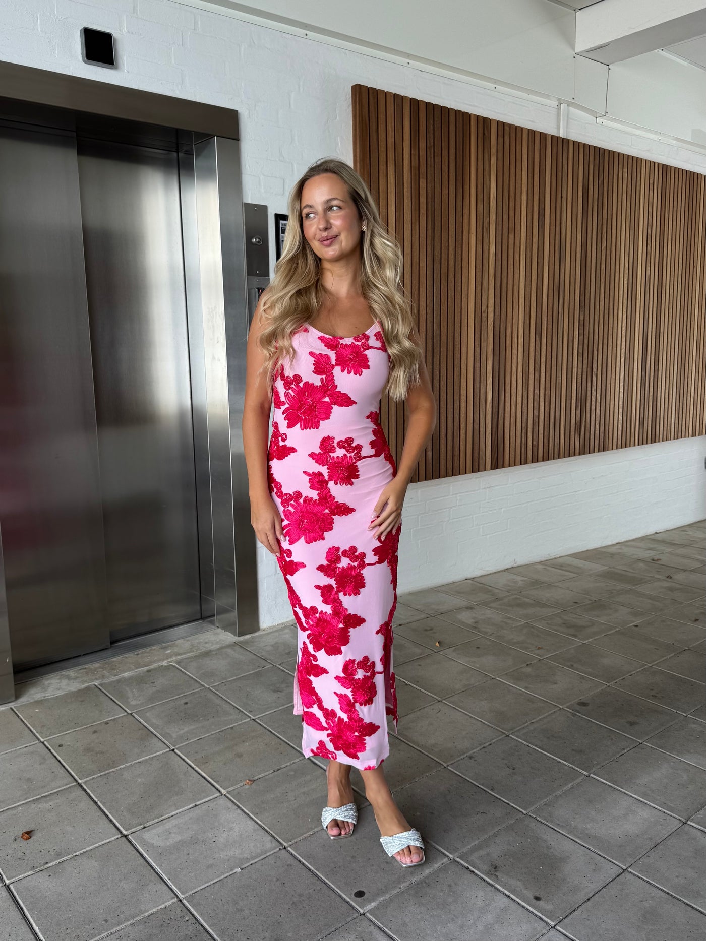 Naomi kjole lyserød