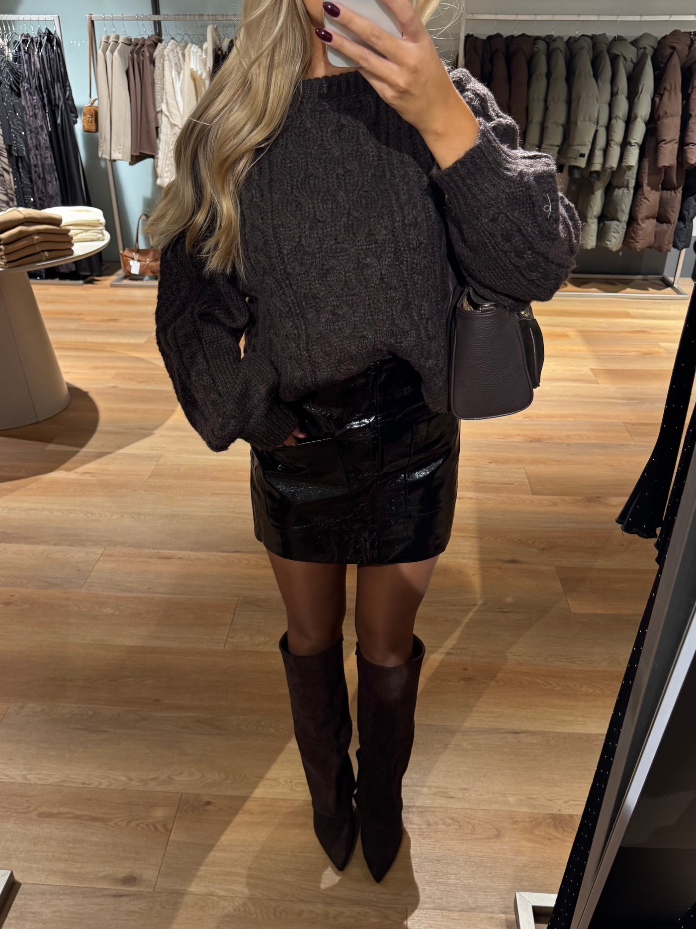 Malene nederdel sort