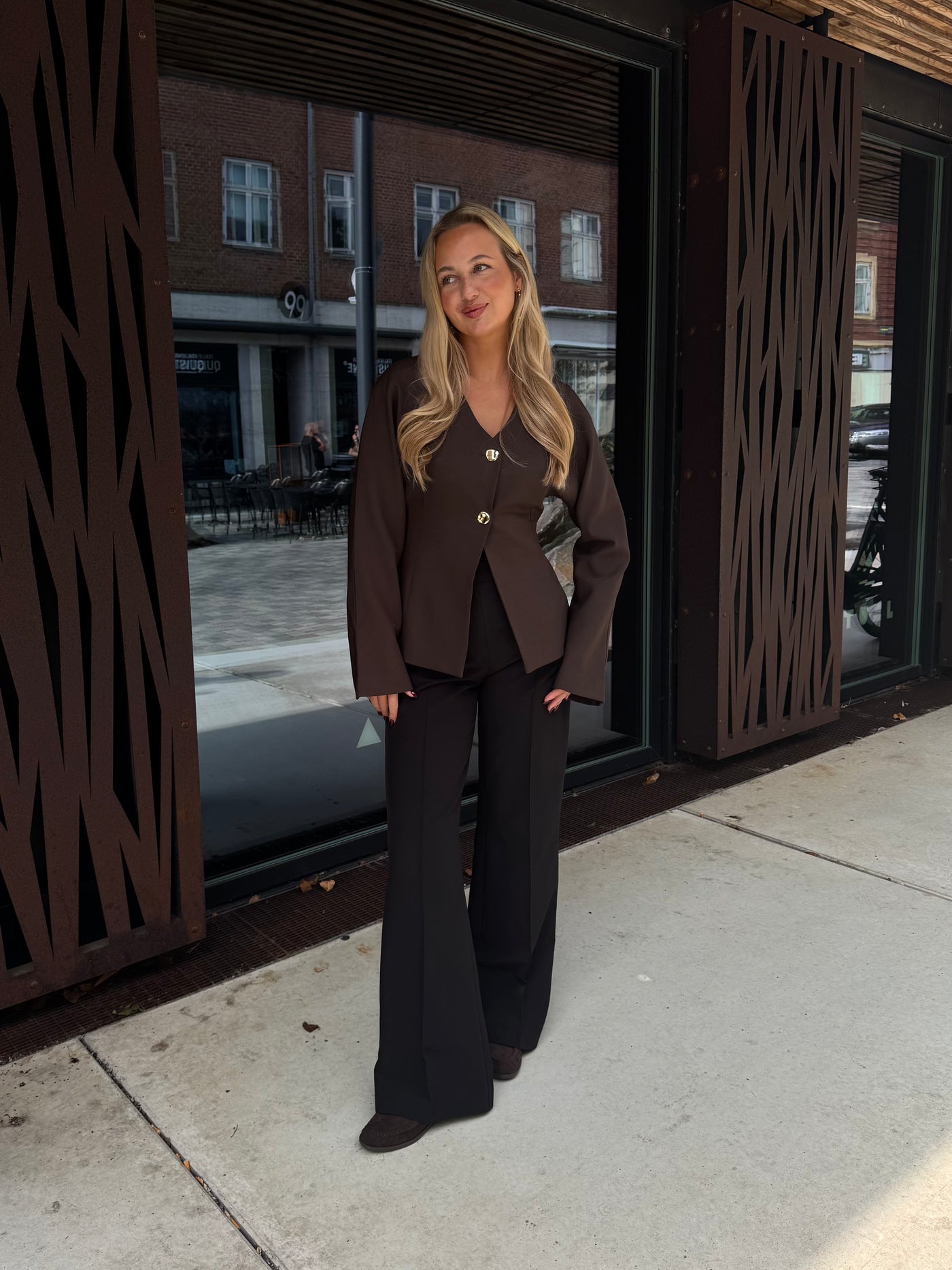 Mia blazer mørkebrun