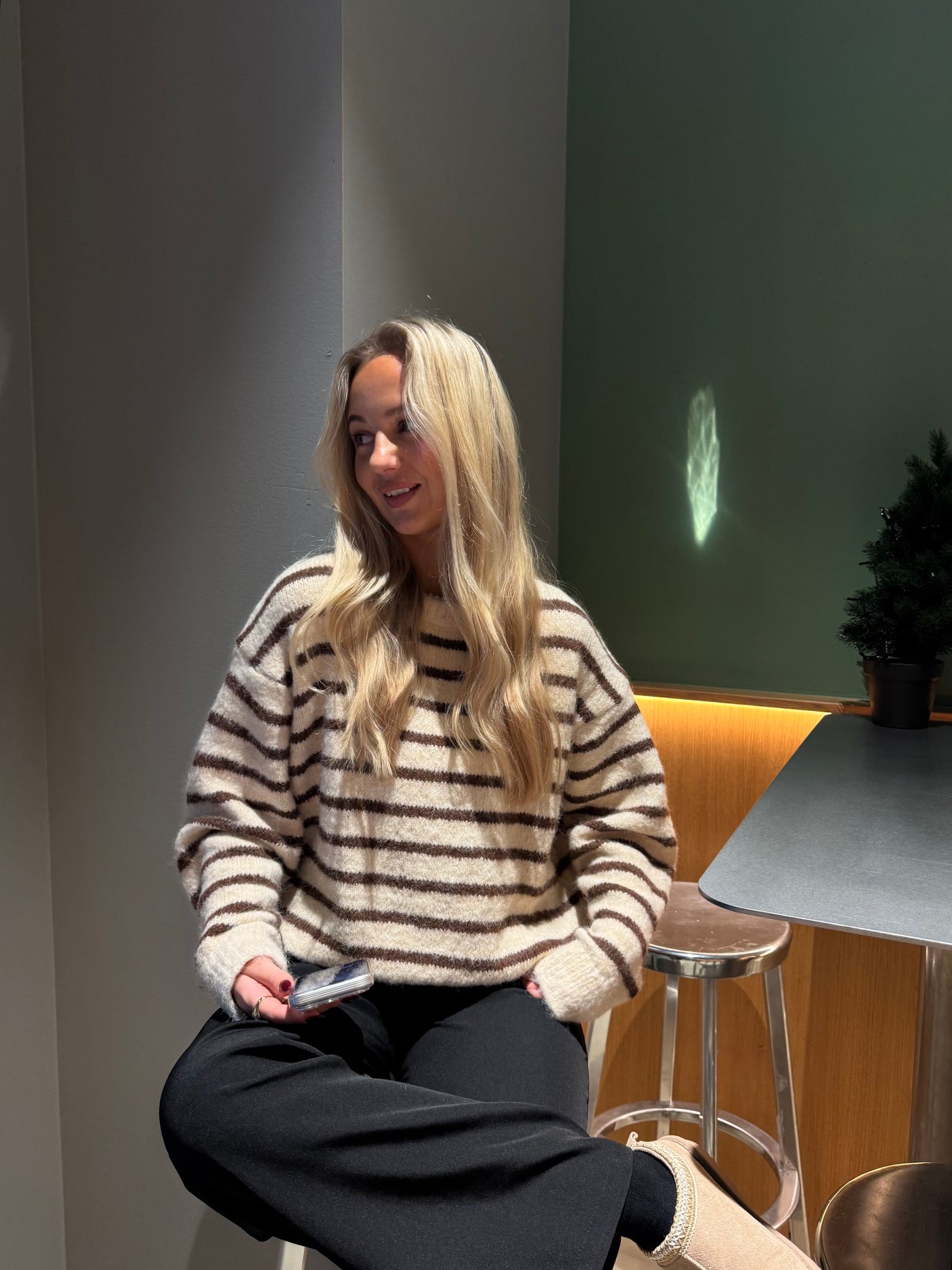 Selina striktrøje stribet