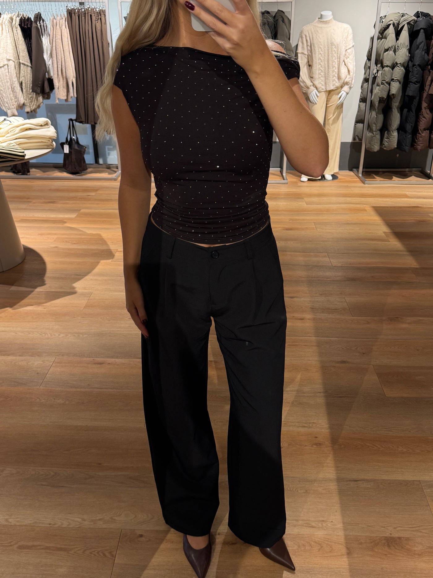 Lucy top mørkebrun