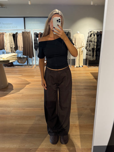 Mia top sort