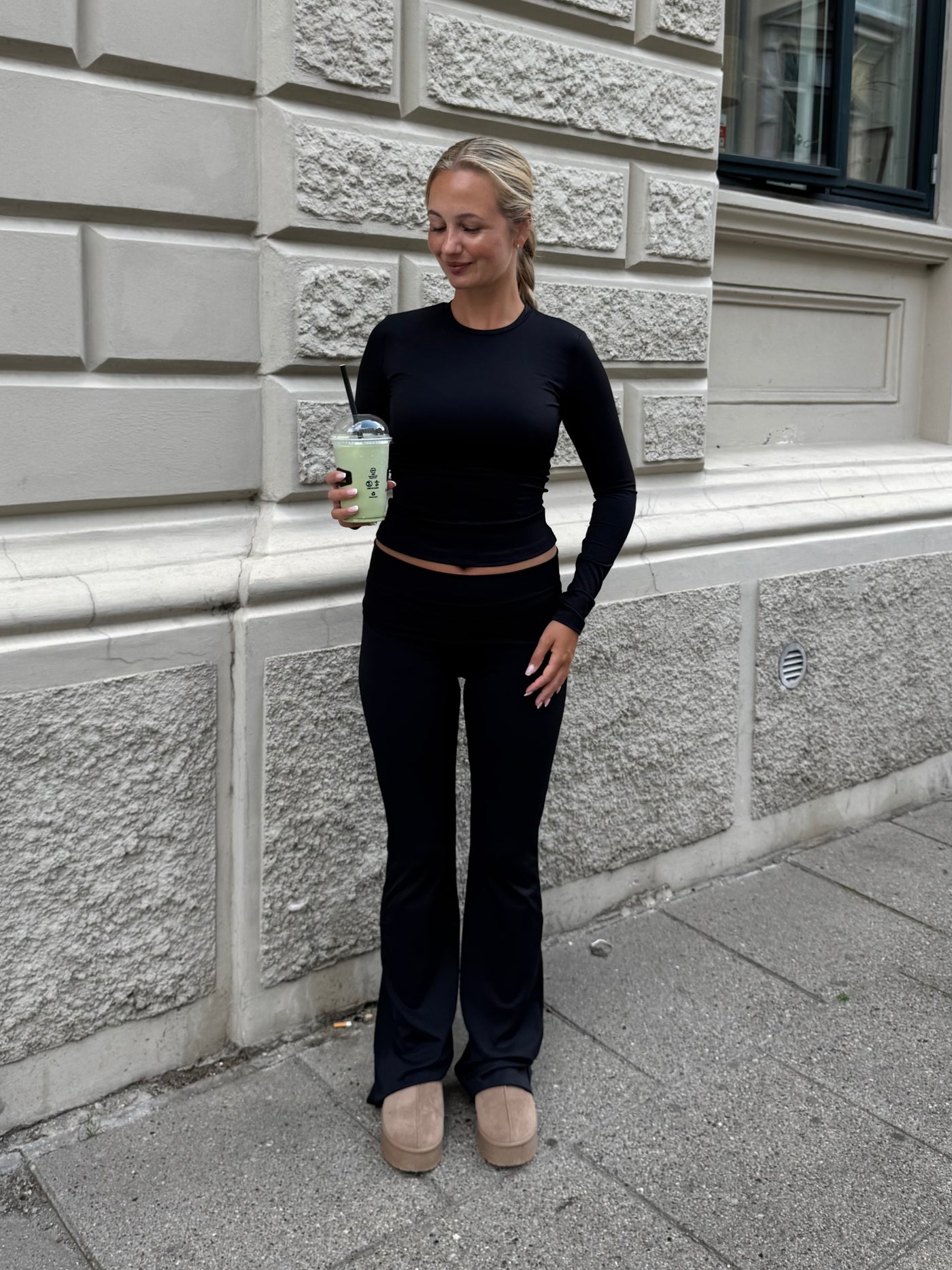 Line leggings sort