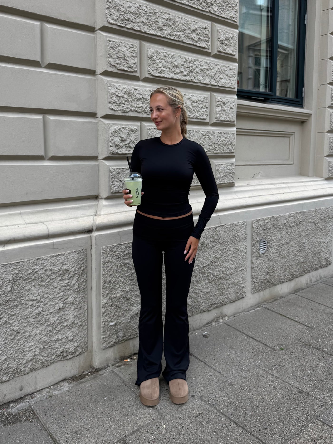 Line leggings sort