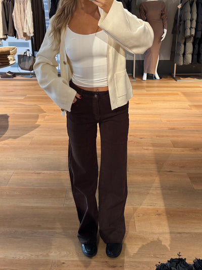 Karoline jeans mørkebrun FORUDBESTILLING