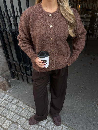 Hannah striktrøje brun