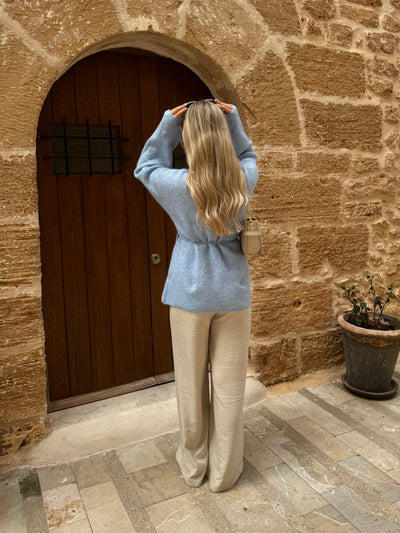 Clara strikbluse pastelblå