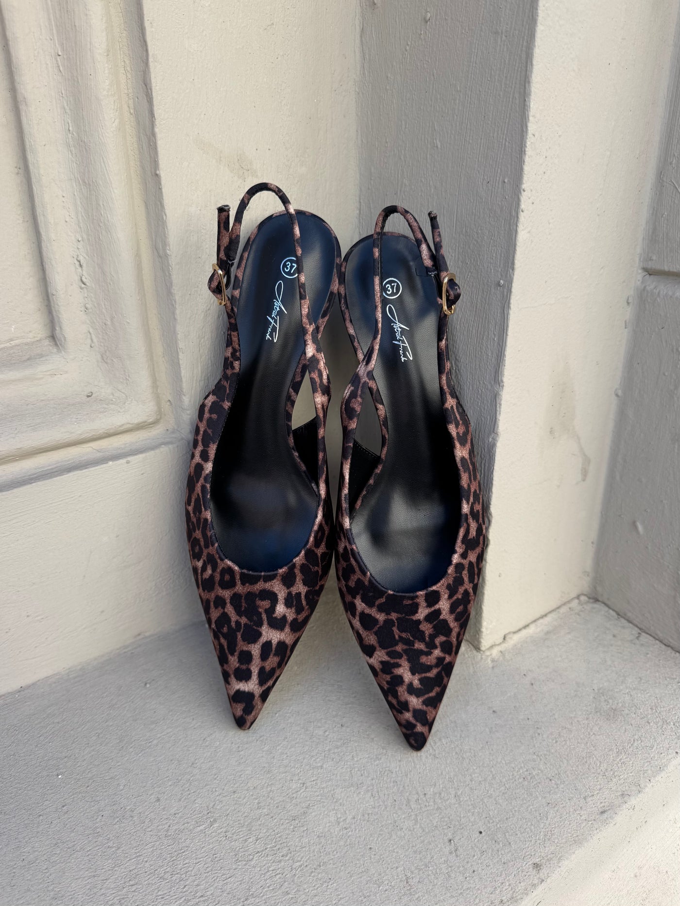Sofia stiletter leopard