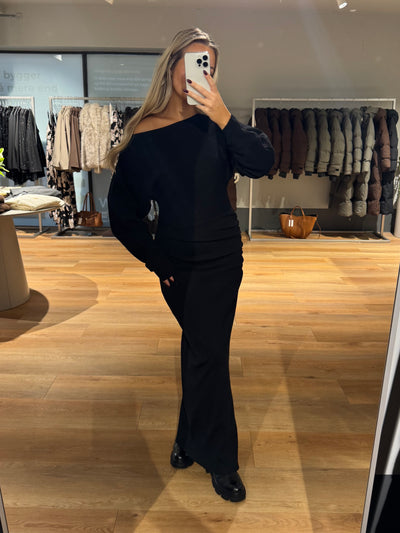 Jenny strikkjole sort