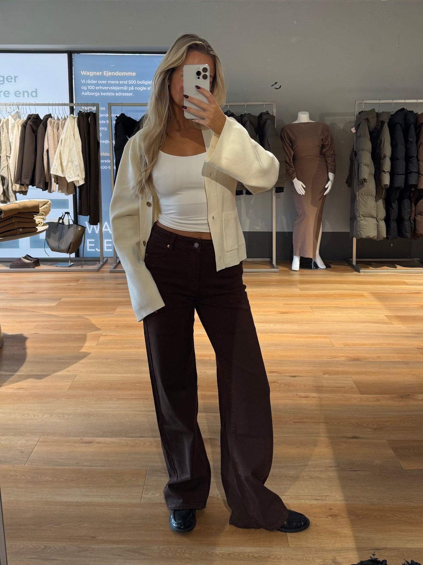 Karoline jeans mørkebrun FORUDBESTILLING