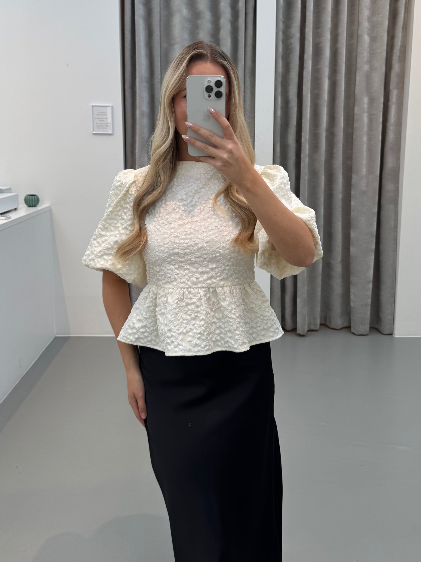 Elena top creme