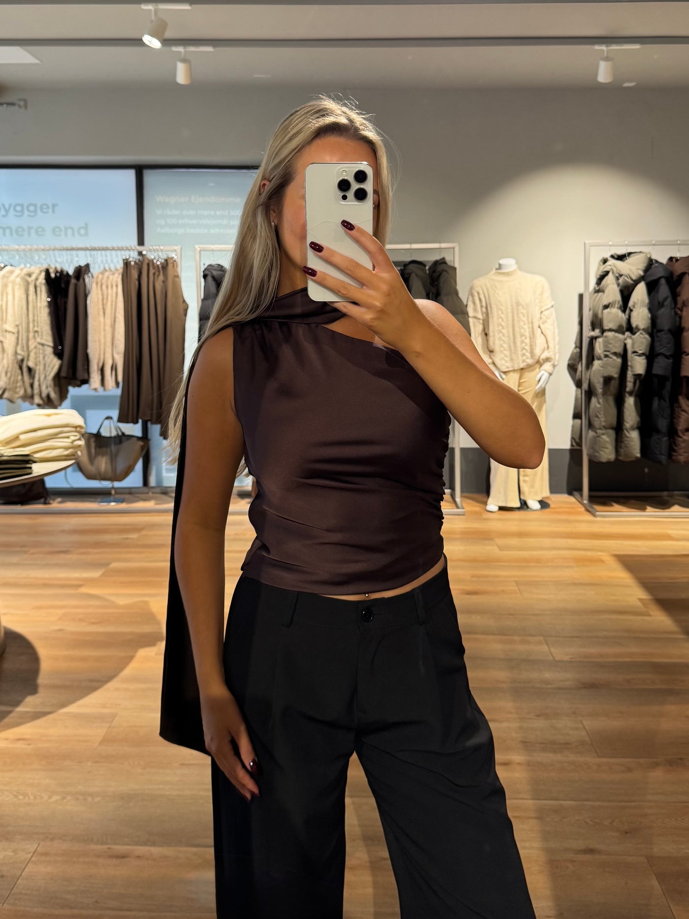 Margot top mørkebrun