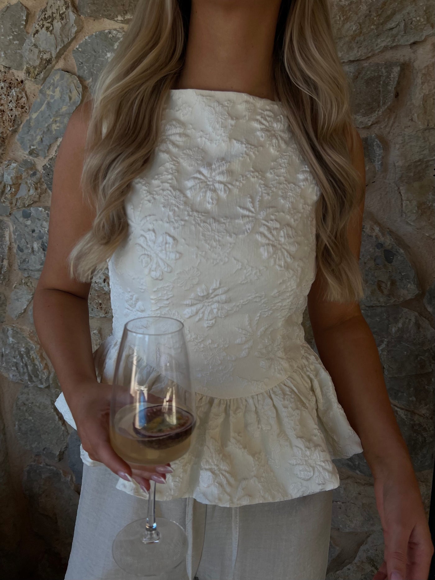 Chloe peplum top creme