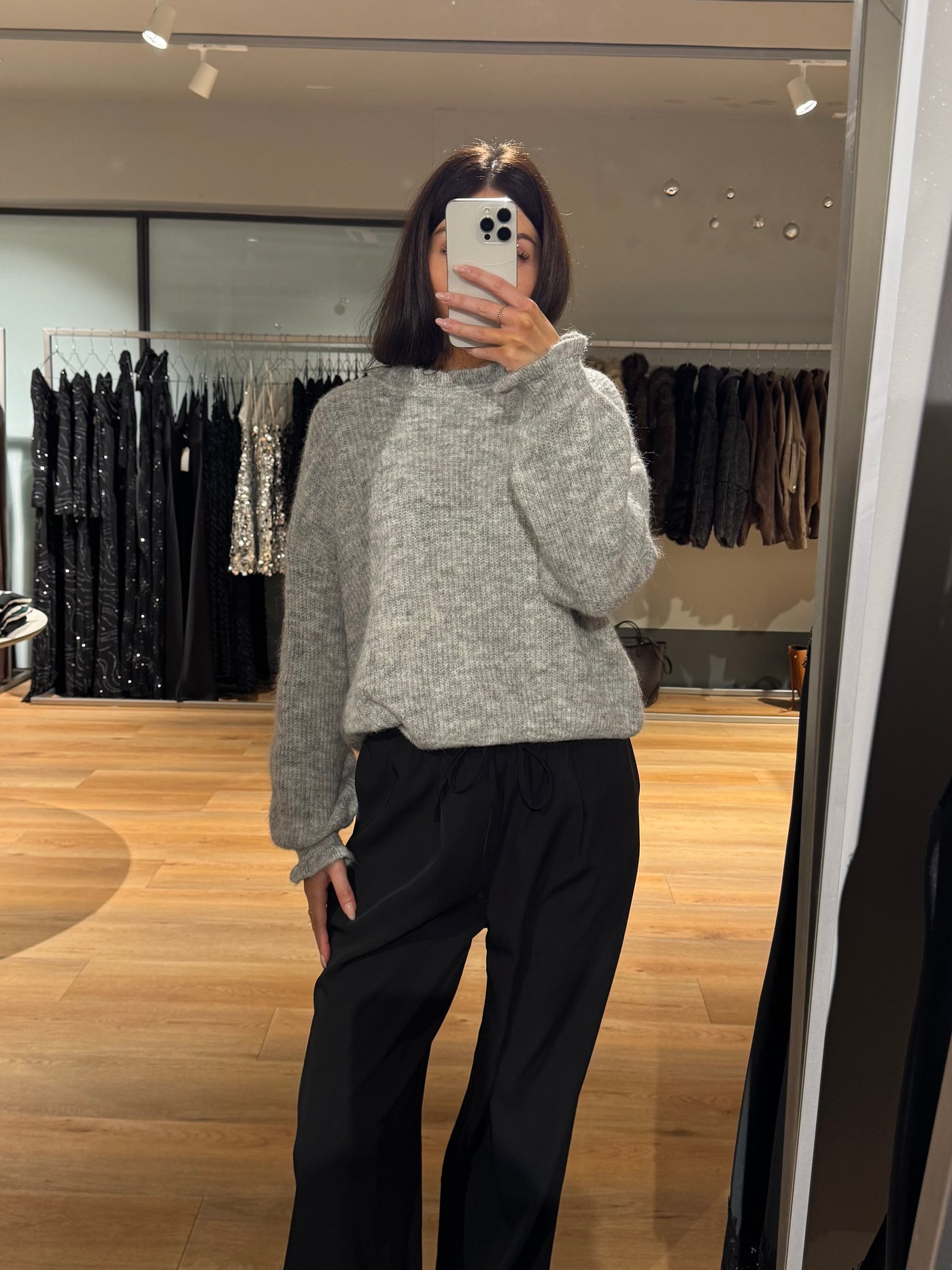 Daniella striktrøje lysegrå