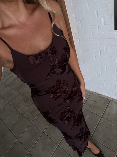 Naomi kjole mørkebrun