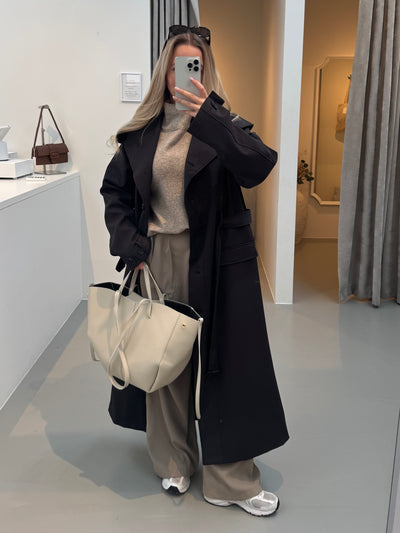 Celine trenchcoat sort