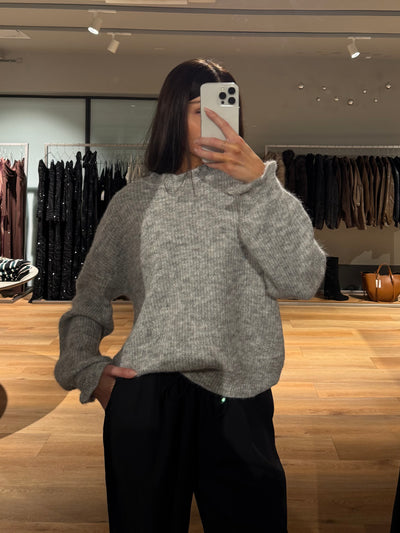 Daniella striktrøje lysegrå