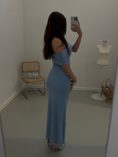 Aria off-shoulder kjole pastelblå