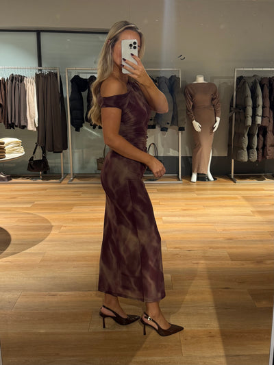 Selma kjole bordeaux FORUDBESTILLING