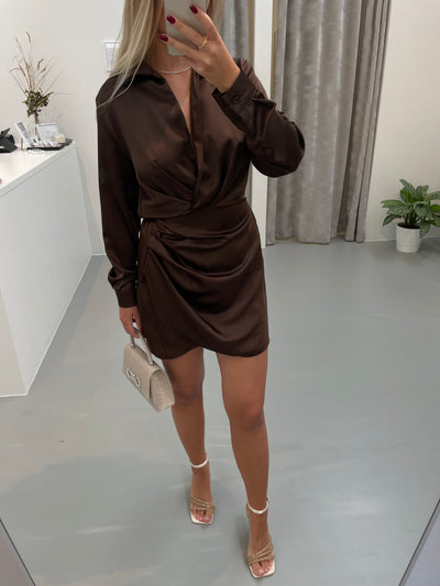 Jennifer kjole mørkebrun