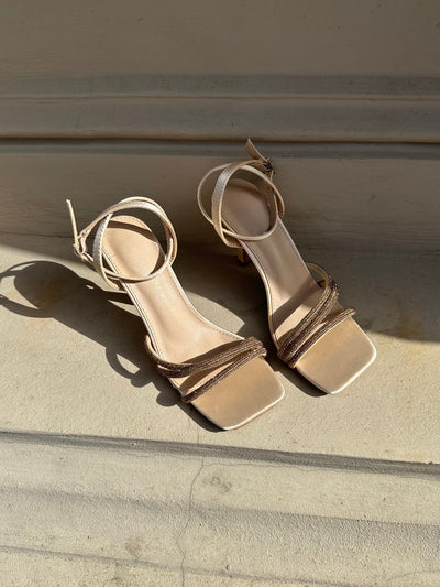 Myra stiletter guld