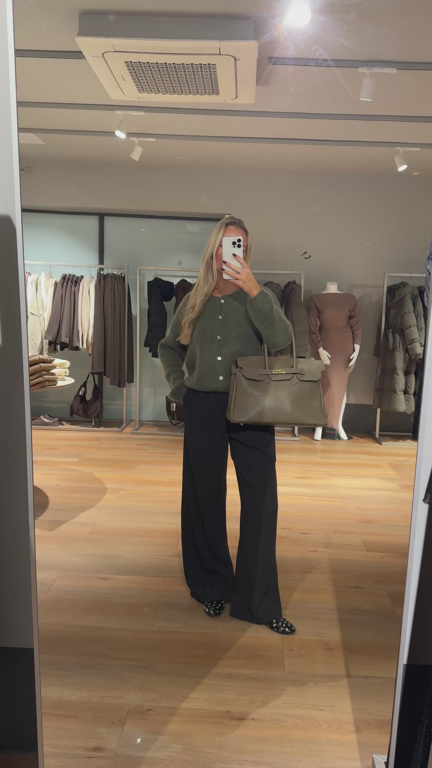 Victoria cardigan olivengrøn FORUDBESTILLING