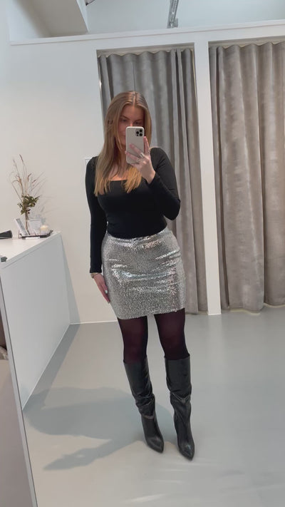Daniella palliet nederdel sølv