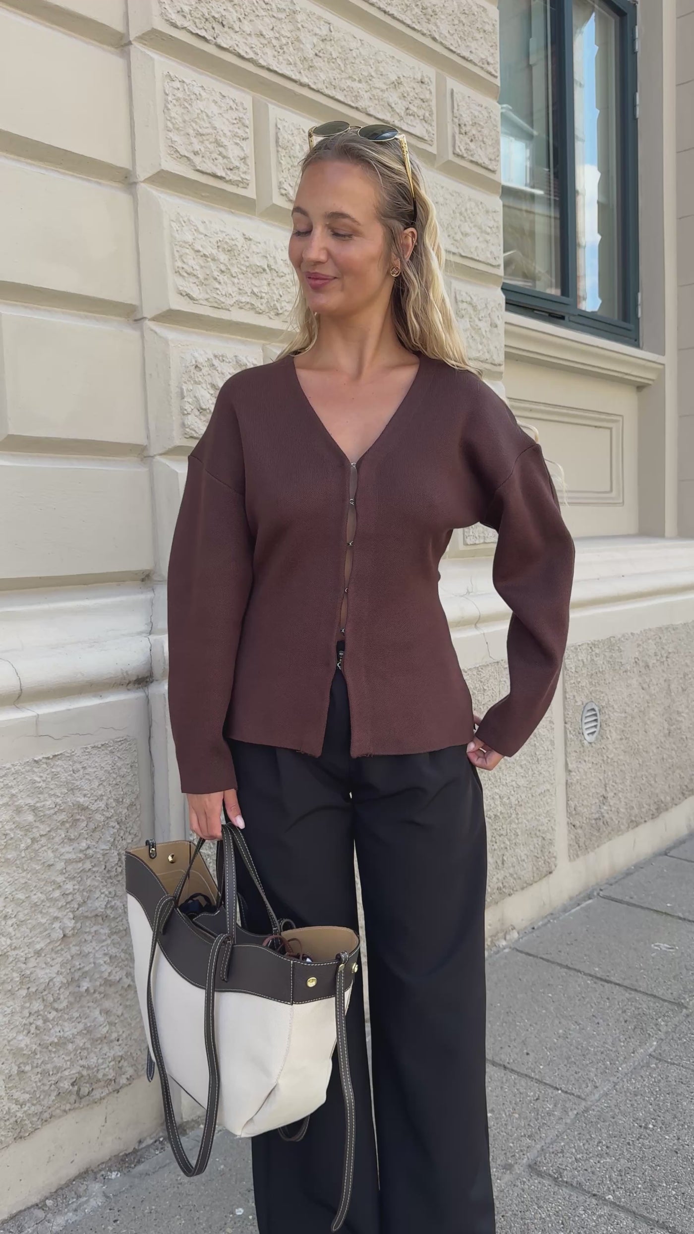 Mikela bluse mørkebrun