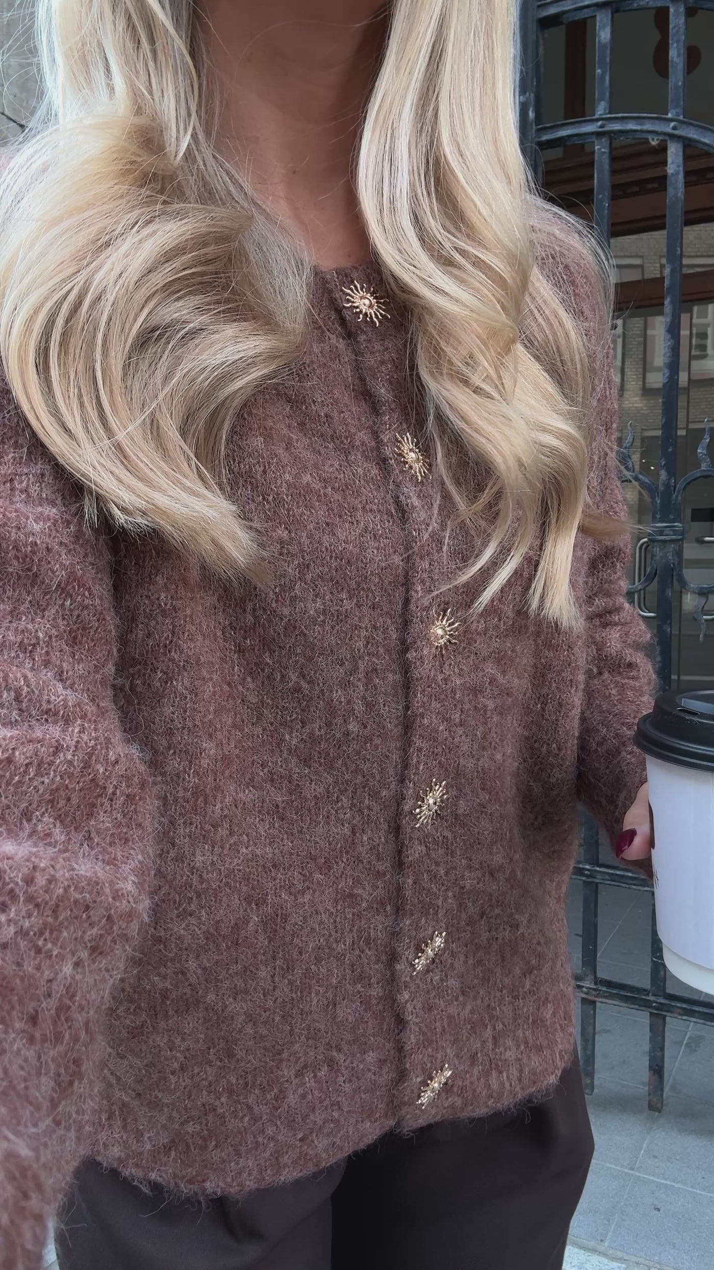 Hannah striktrøje brun