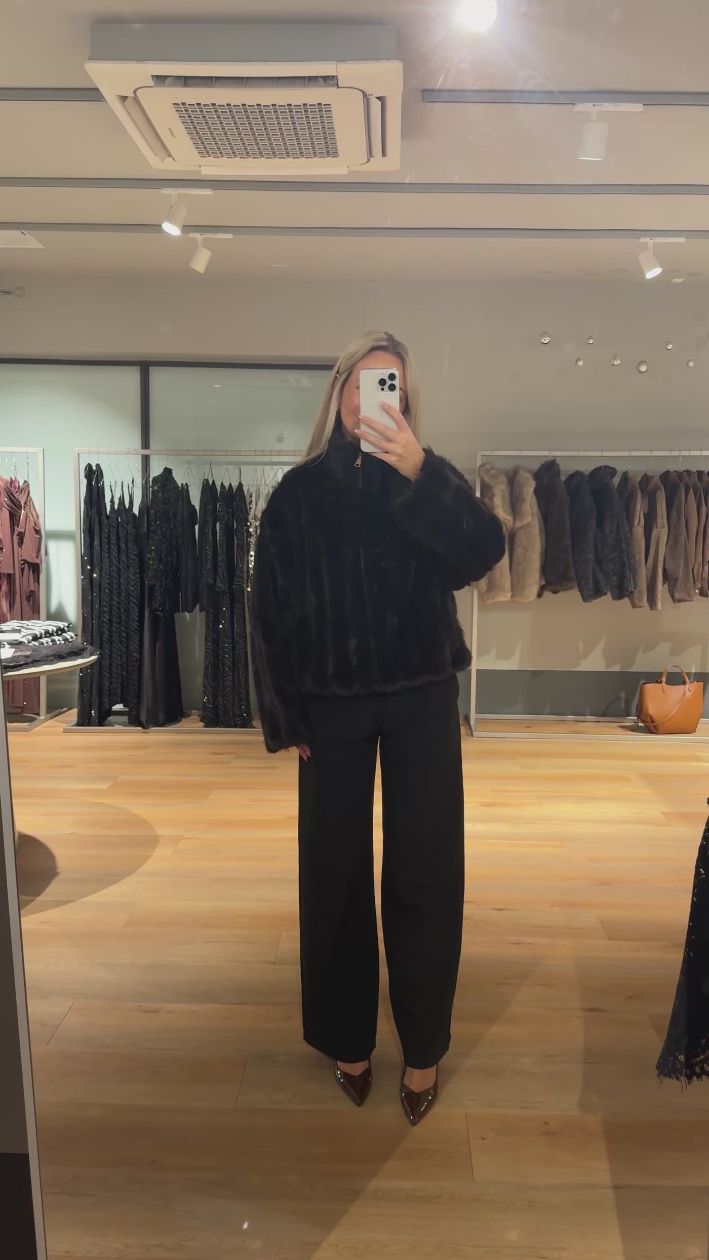 Vilma faux fur jakke mørkebrun