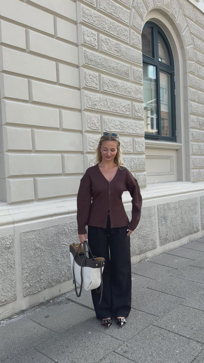 Mikela bluse mørkebrun