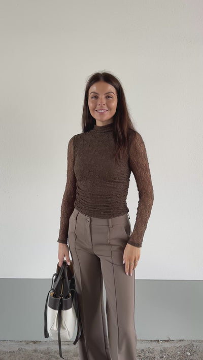 Amira bluse mørkebrun