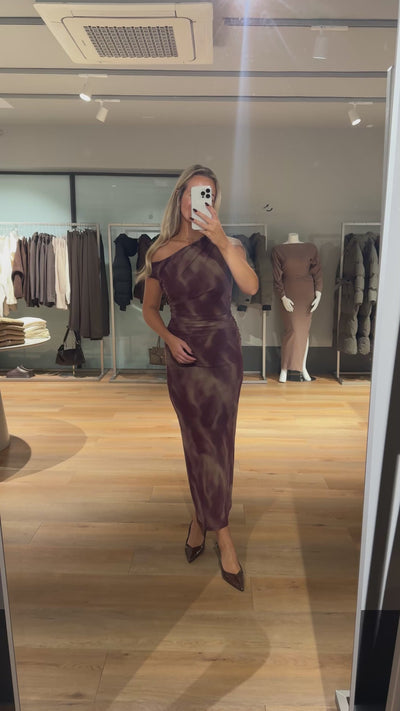 Selma kjole bordeaux FORUDBESTILLING