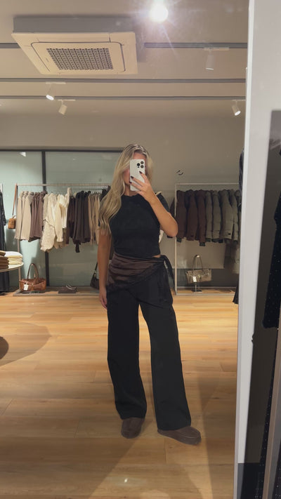 Lina tørklæde mørkebrun